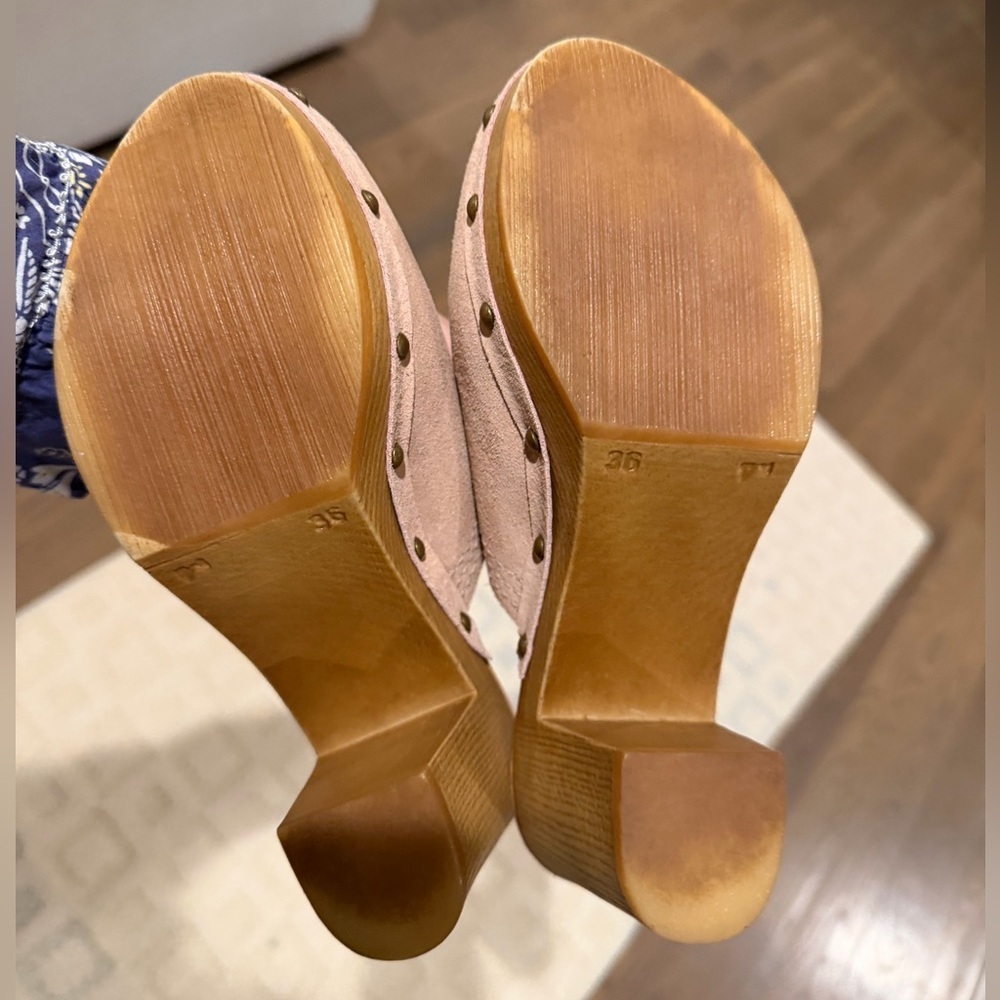 Penelope Chilvers baby pink patent leather clogs size 36 6.  Old money pretty - Picture 5 of 6